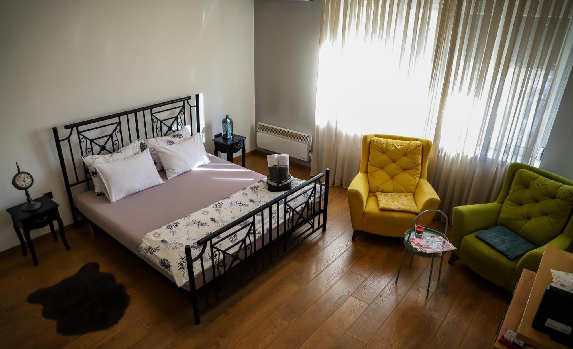 Apartmán Rezervisi Slobodno, U Centru Smo Novi Sad Exteriér fotografie